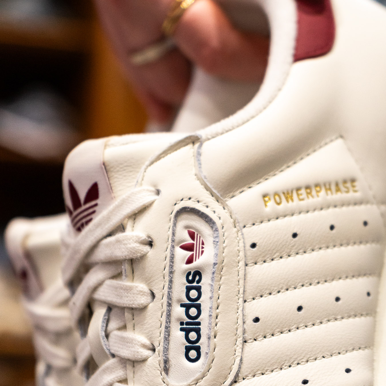 Powerphase - Off White Red
