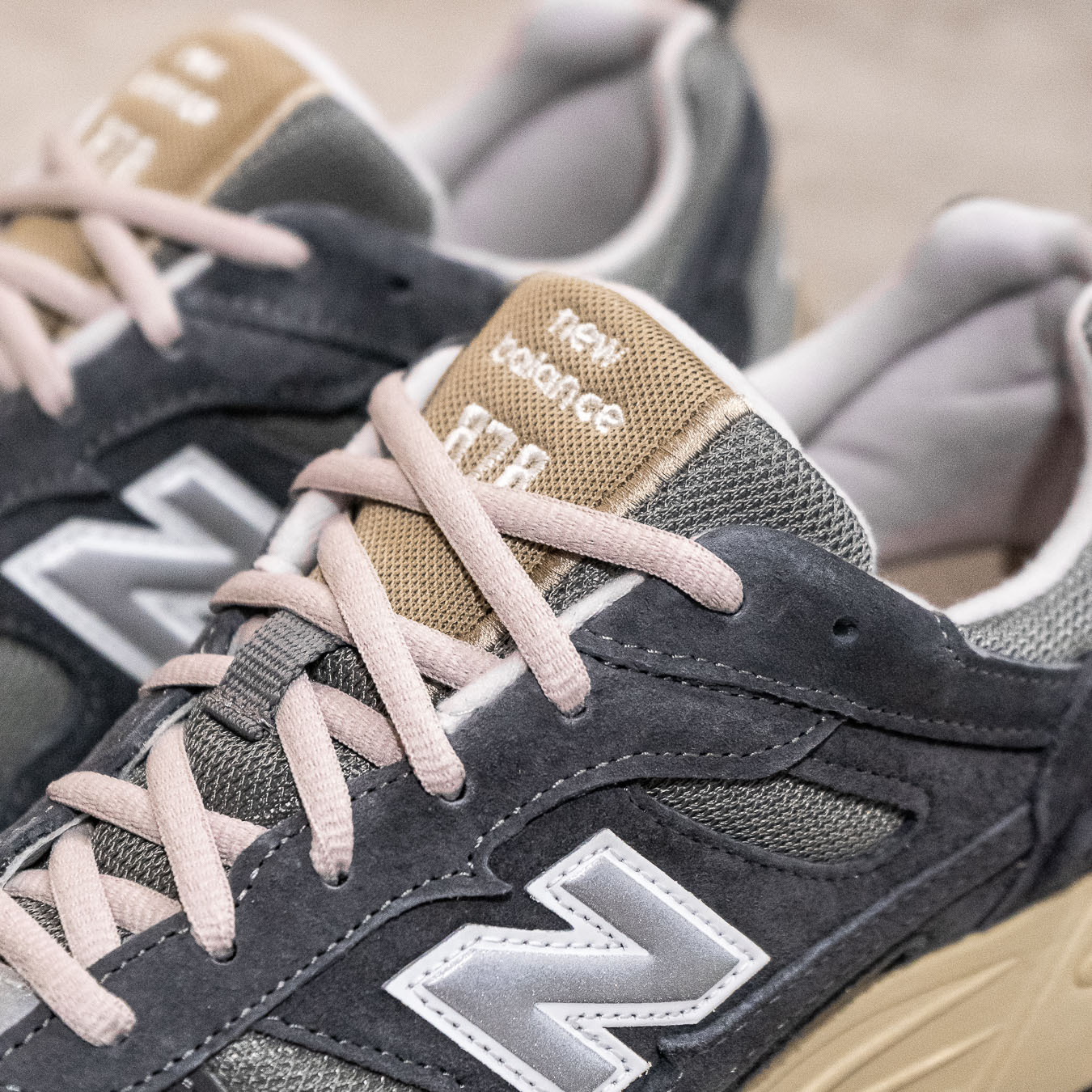 878 - Magnet