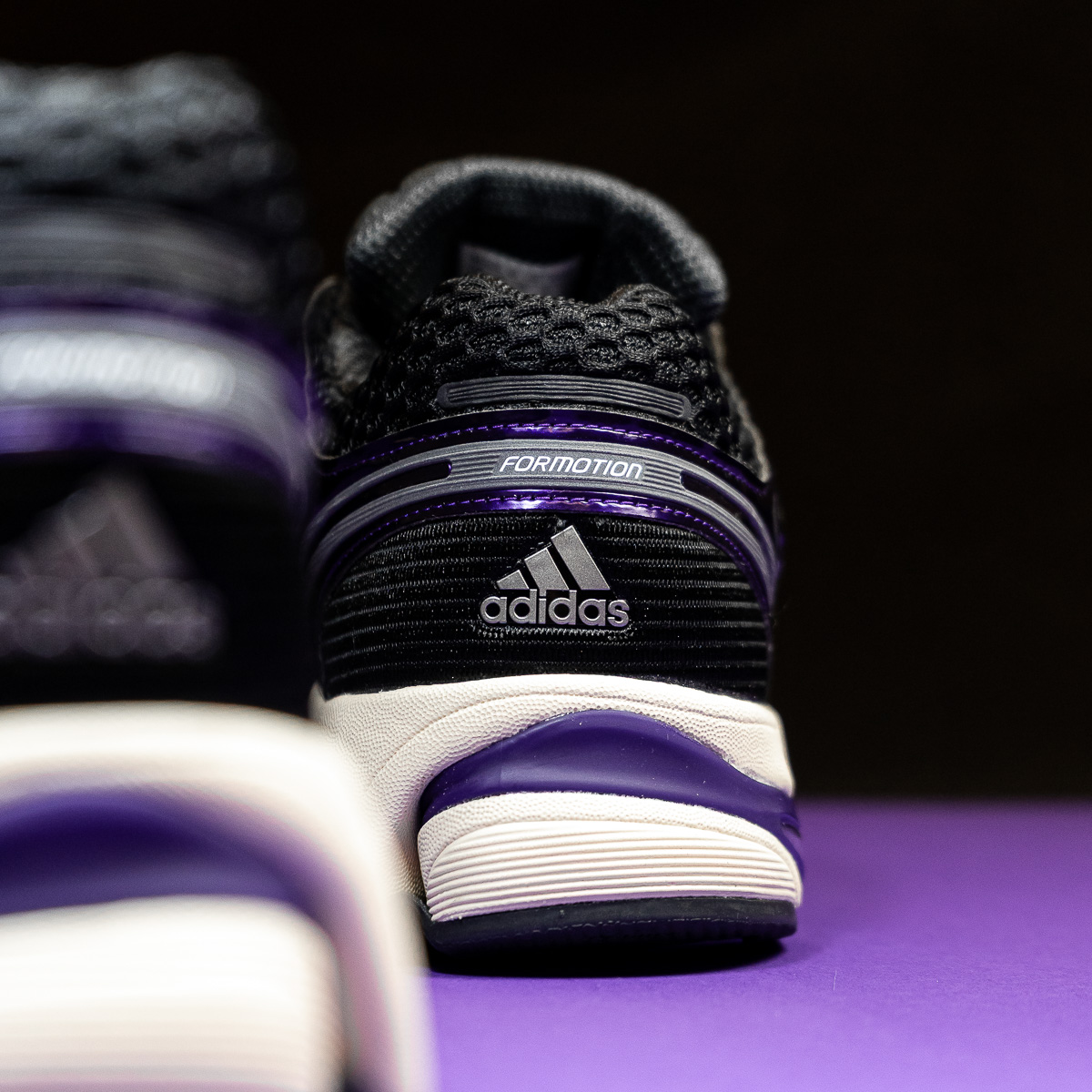 Adistar Control 5 - Black Purple