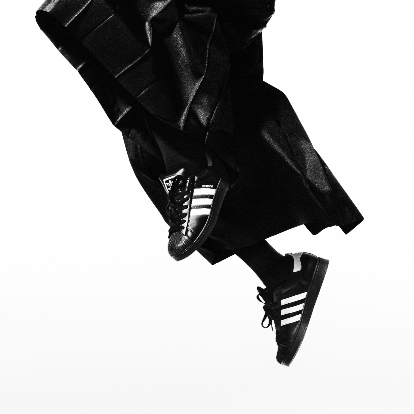 Superstar 2 - Black