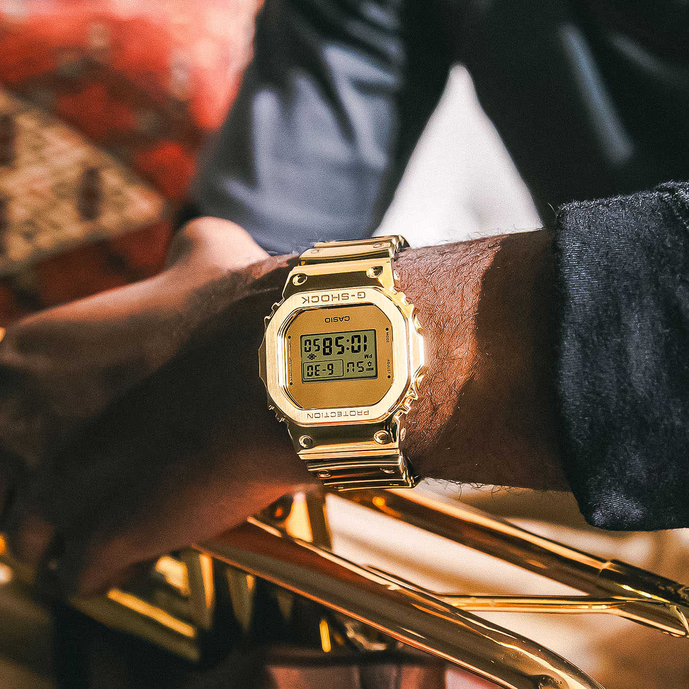 GM-5600YMG-9 - G-Steel - Fine Metallics Serie - Gold