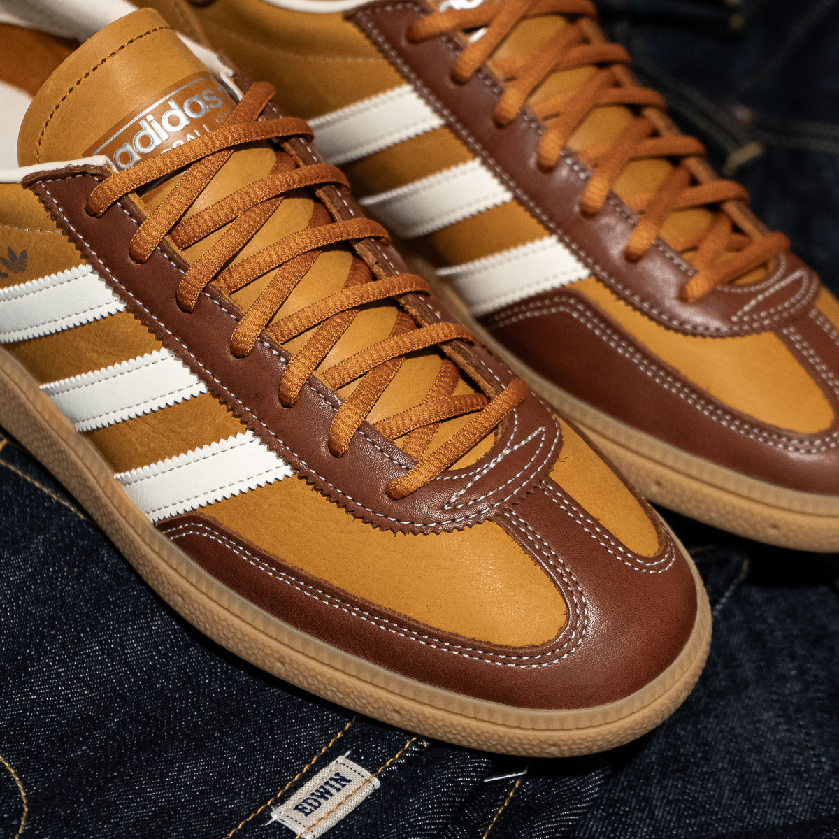 Handball Spezial - Brown