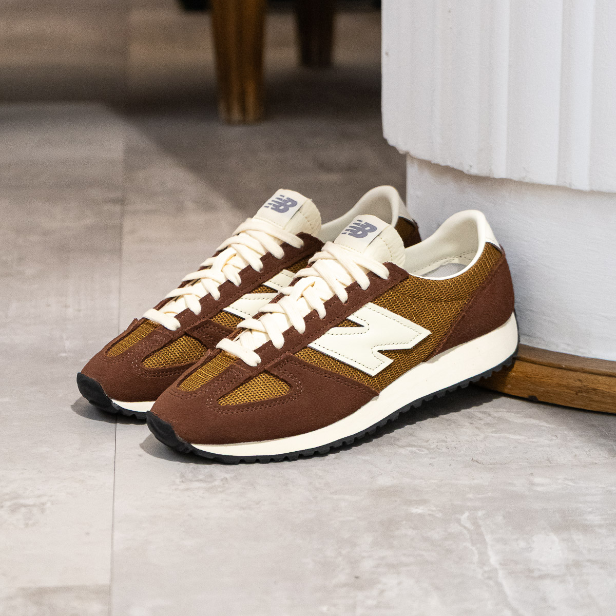 471 - Brown