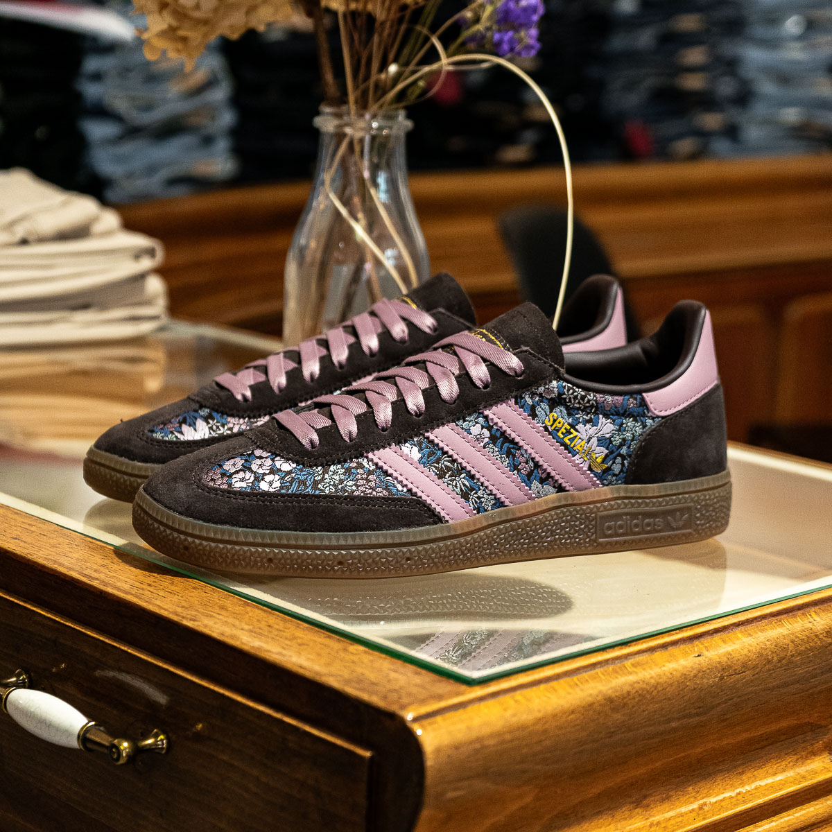Handball Spezial - Liberty London - Coffee