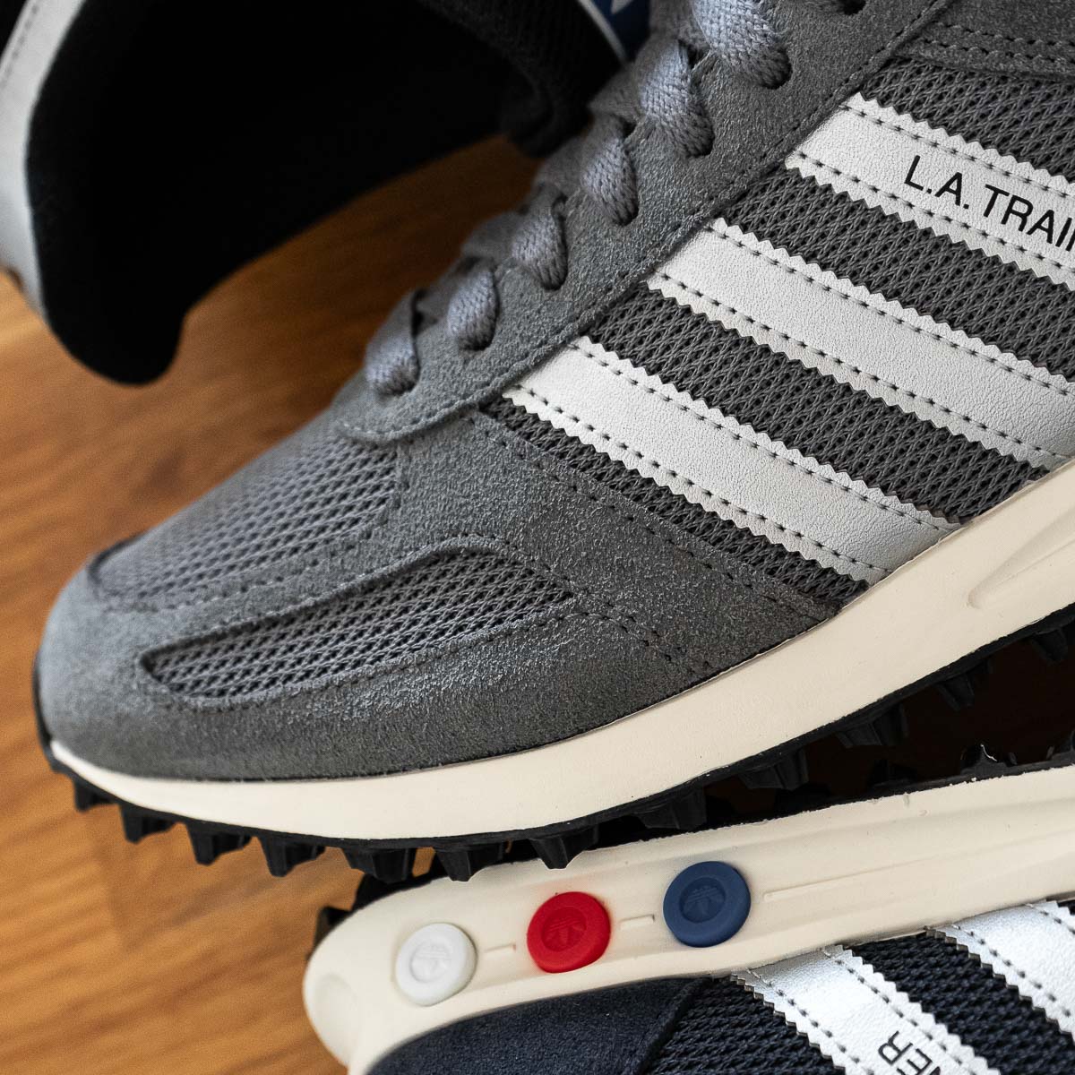 LA Trainer OG - Grey Silver