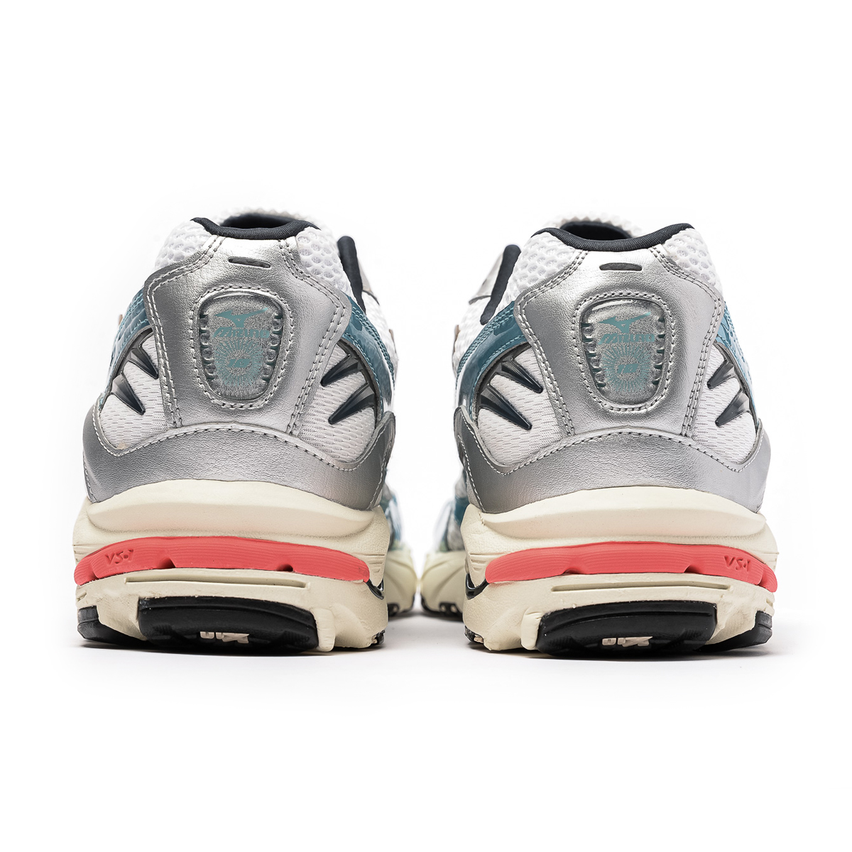 Wave Rider 10 - White Reef Waters