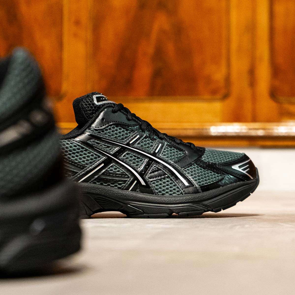 GEL-1130 - Black
