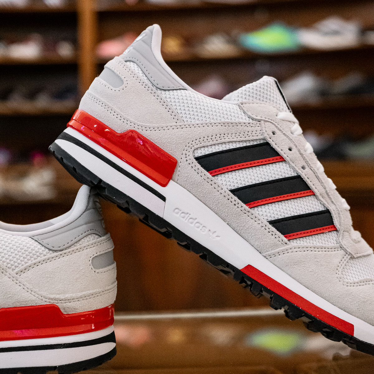 ZX 600 - White