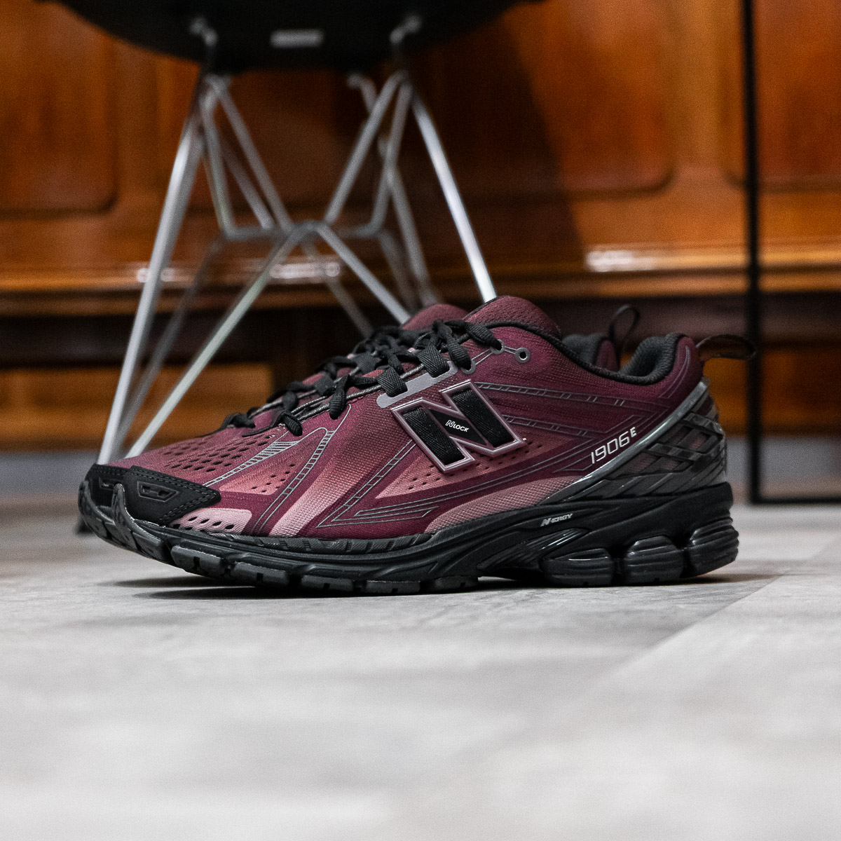 1906 - Engineered - Red