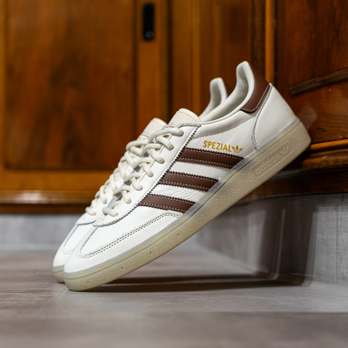 Handball Spezial - Cream