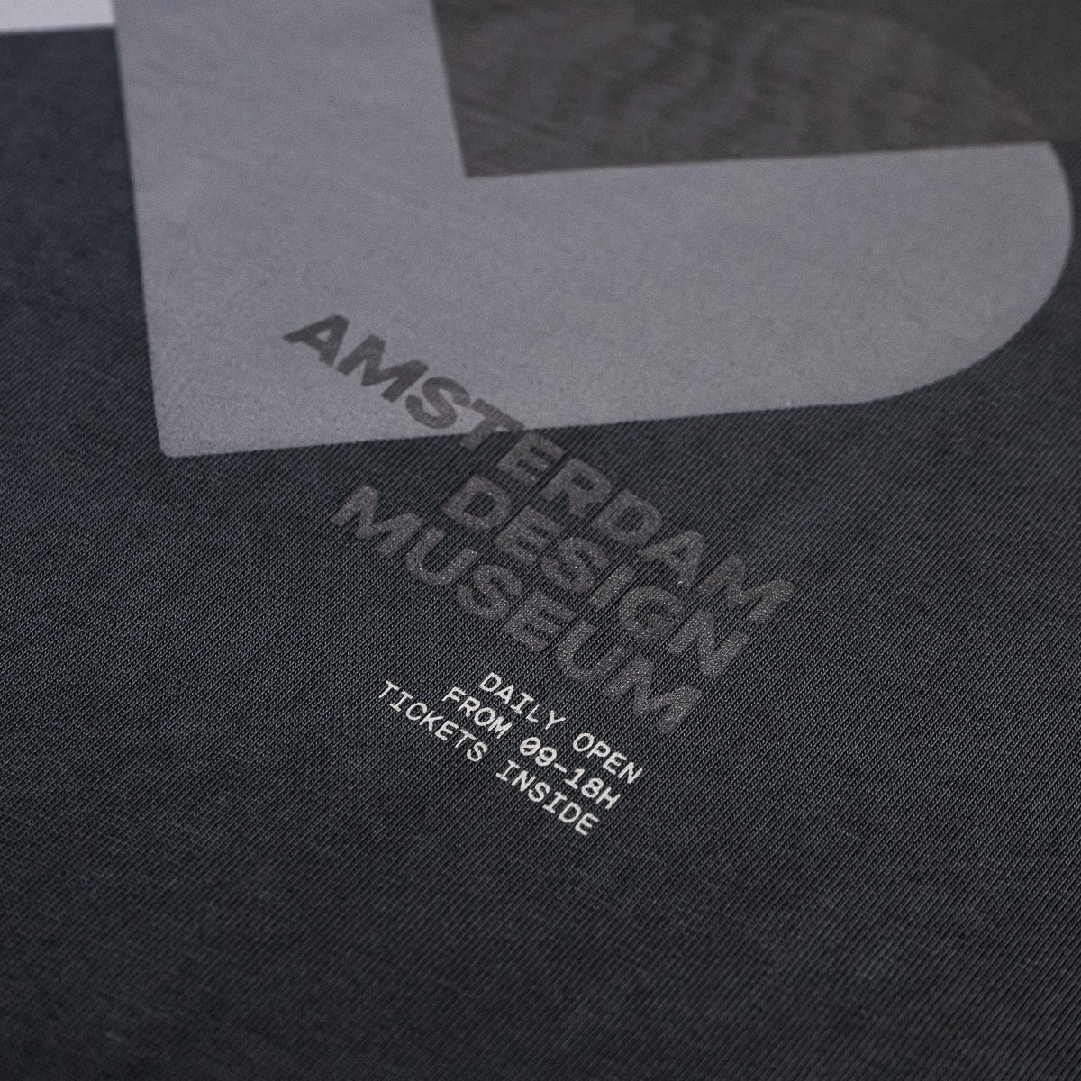 Museum Heart T-Shirt - Washed Black