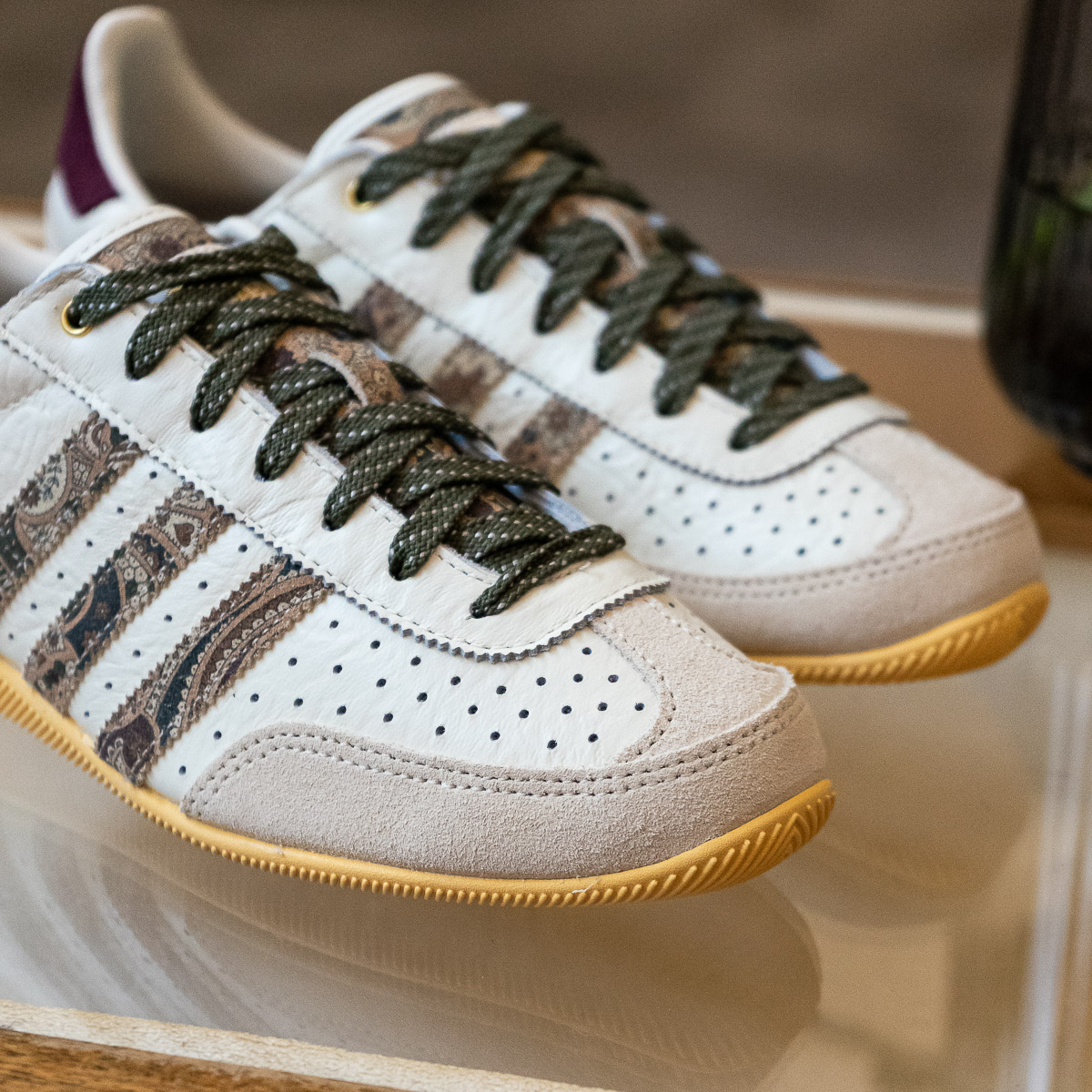 Japan - Liberty London- Off White