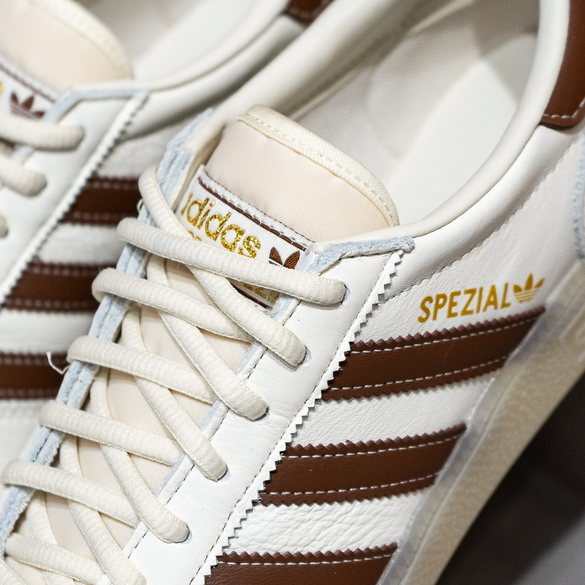 Handball Spezial - Cream