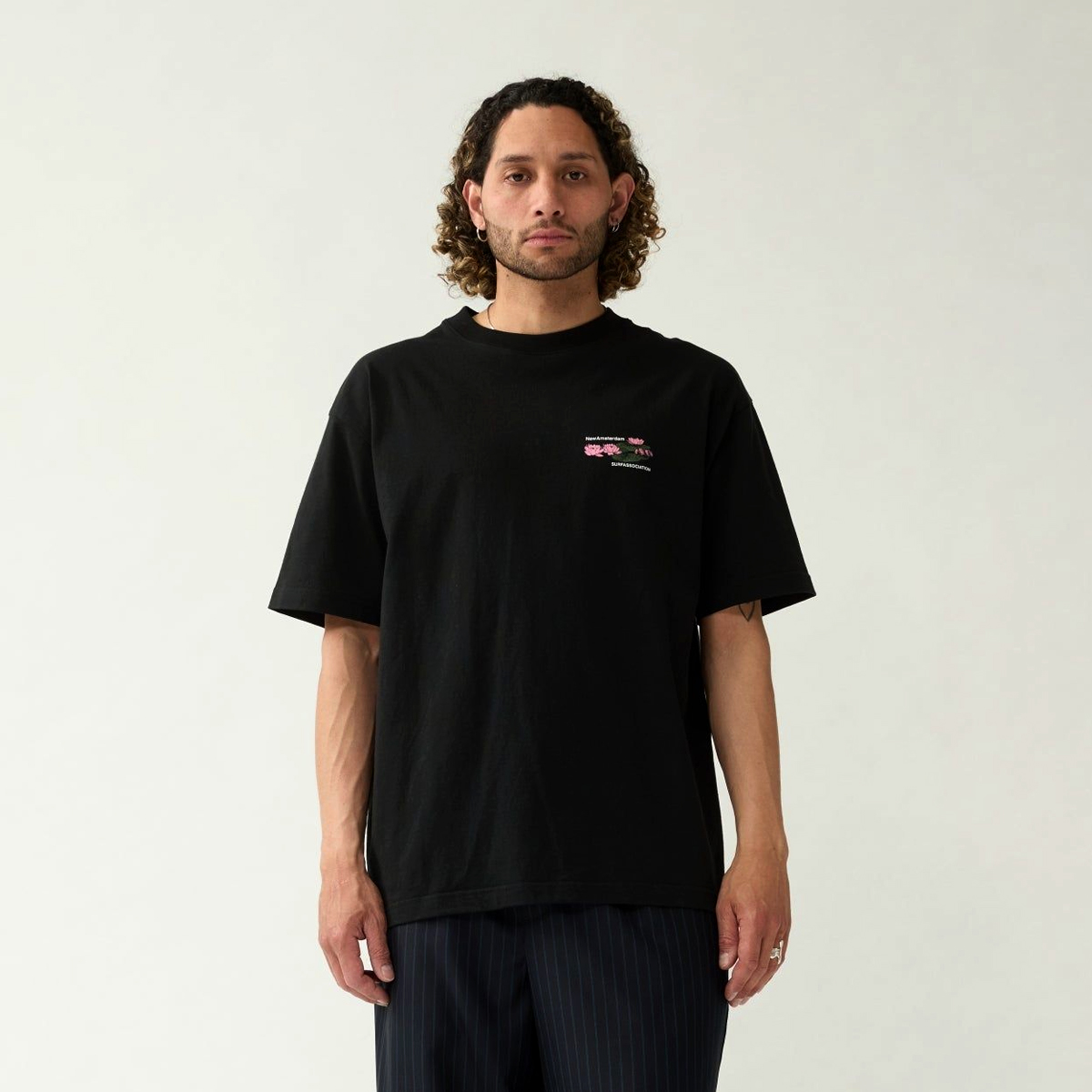 Lilies T-Shirt - Black