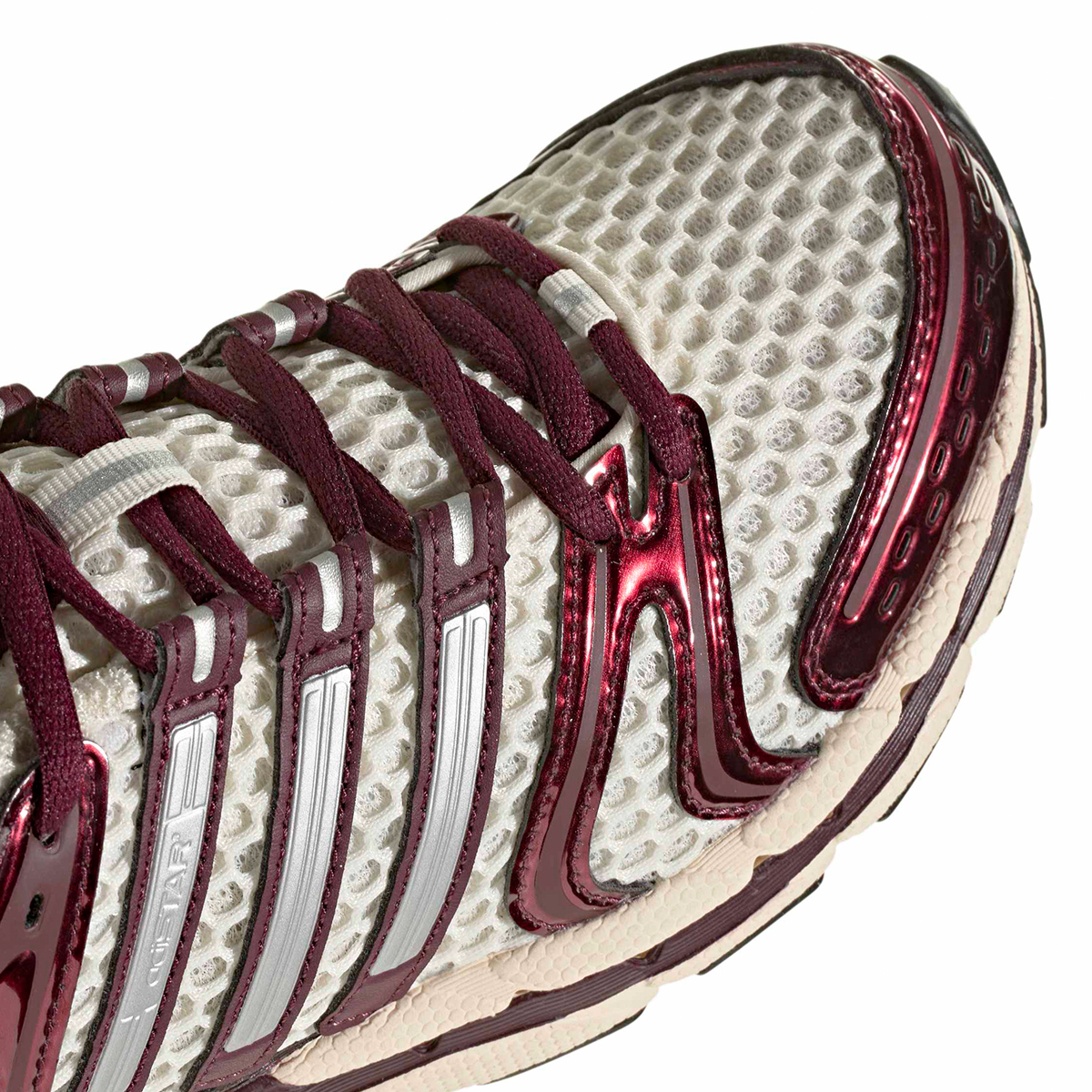 Adistar Control 5 - Cream Maroon