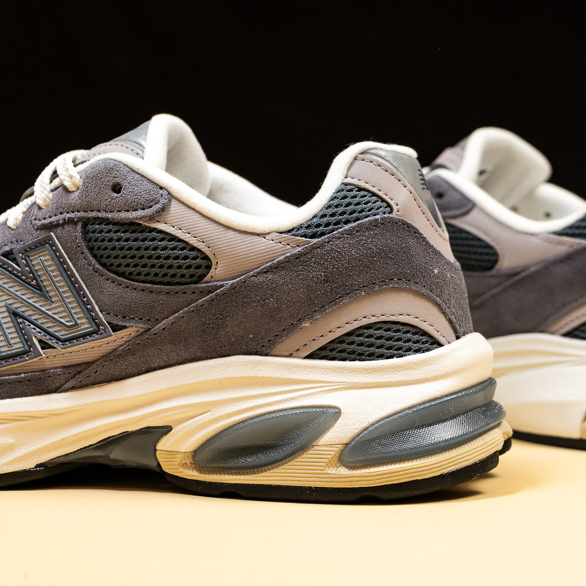 2010 - Neptune Grey
