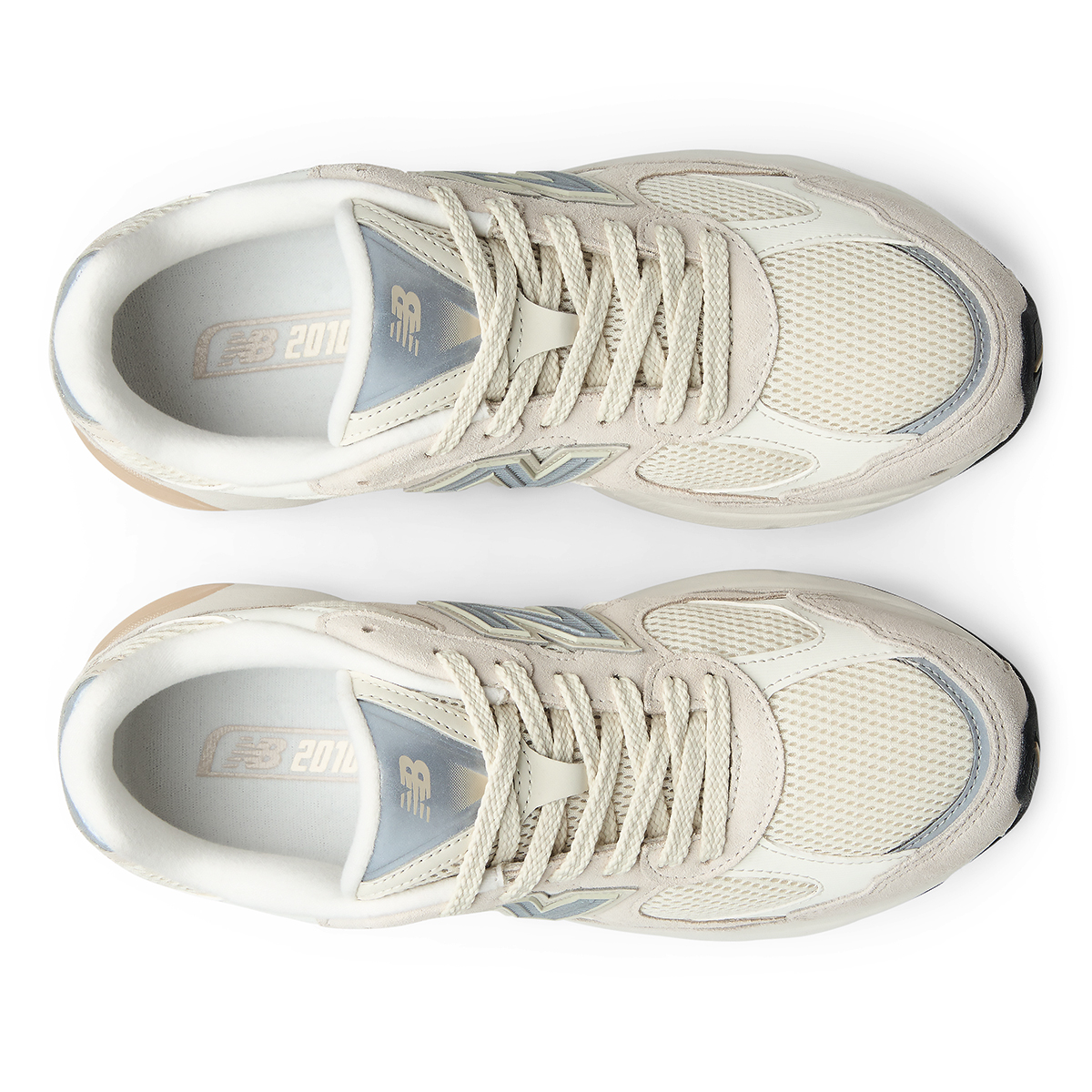 2010 - Beige