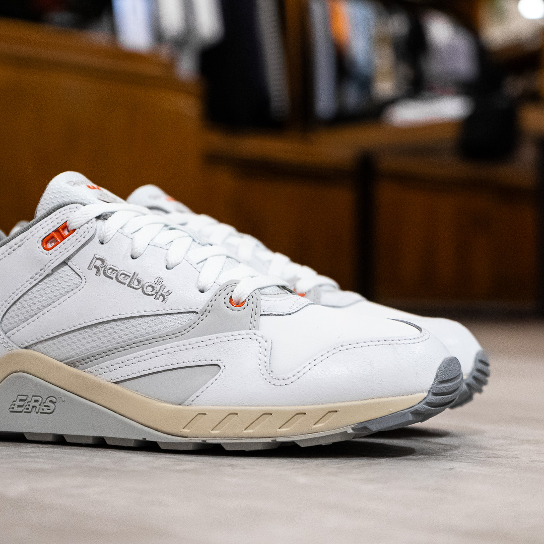 ERS 4000 - White Grey