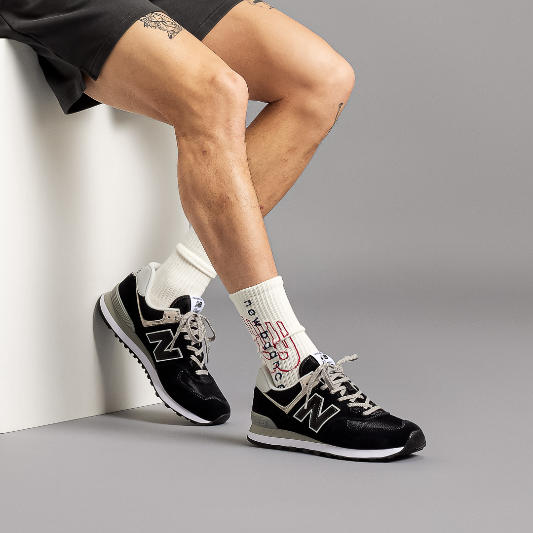 574 Classic - Black