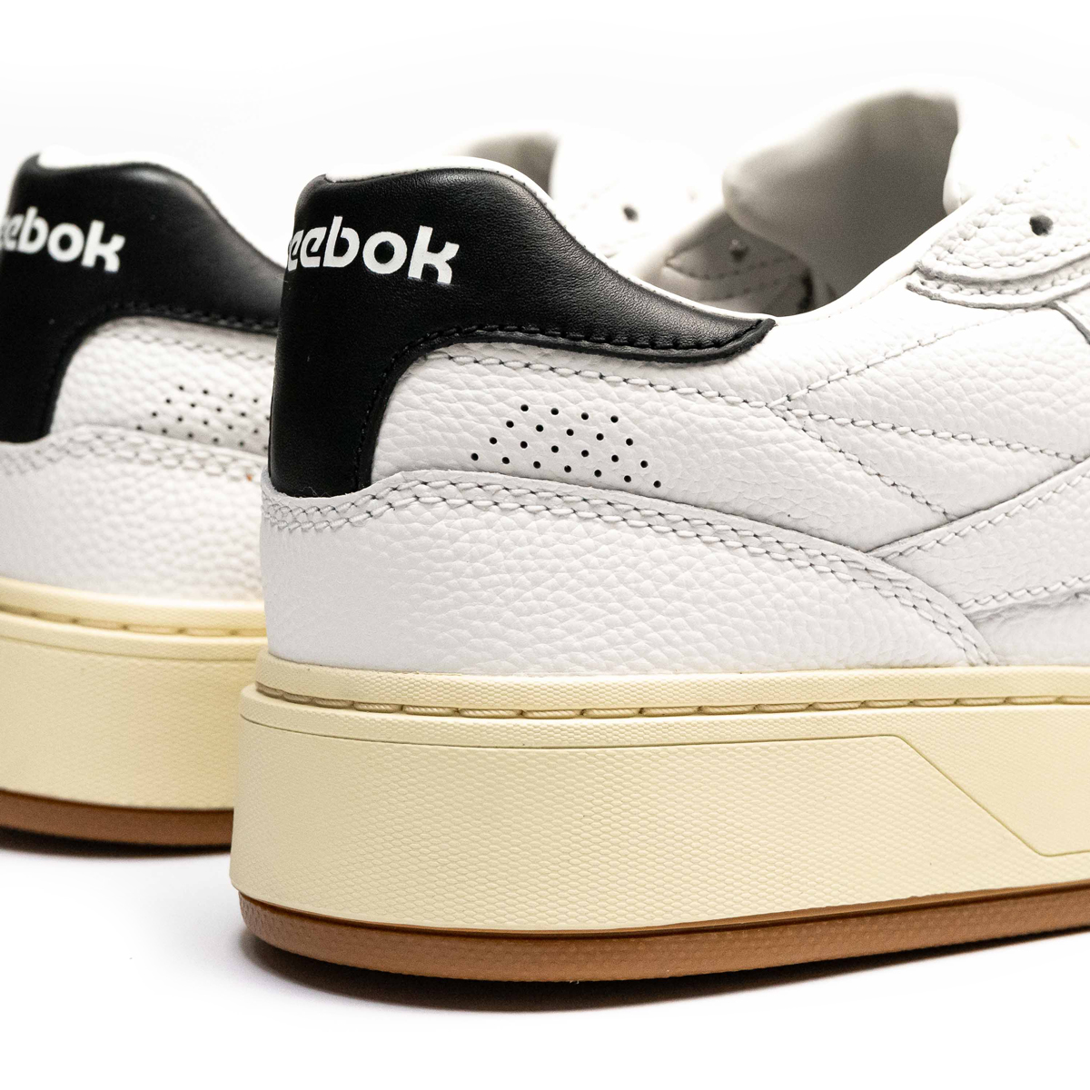 Club C LTD - White Vintage Black