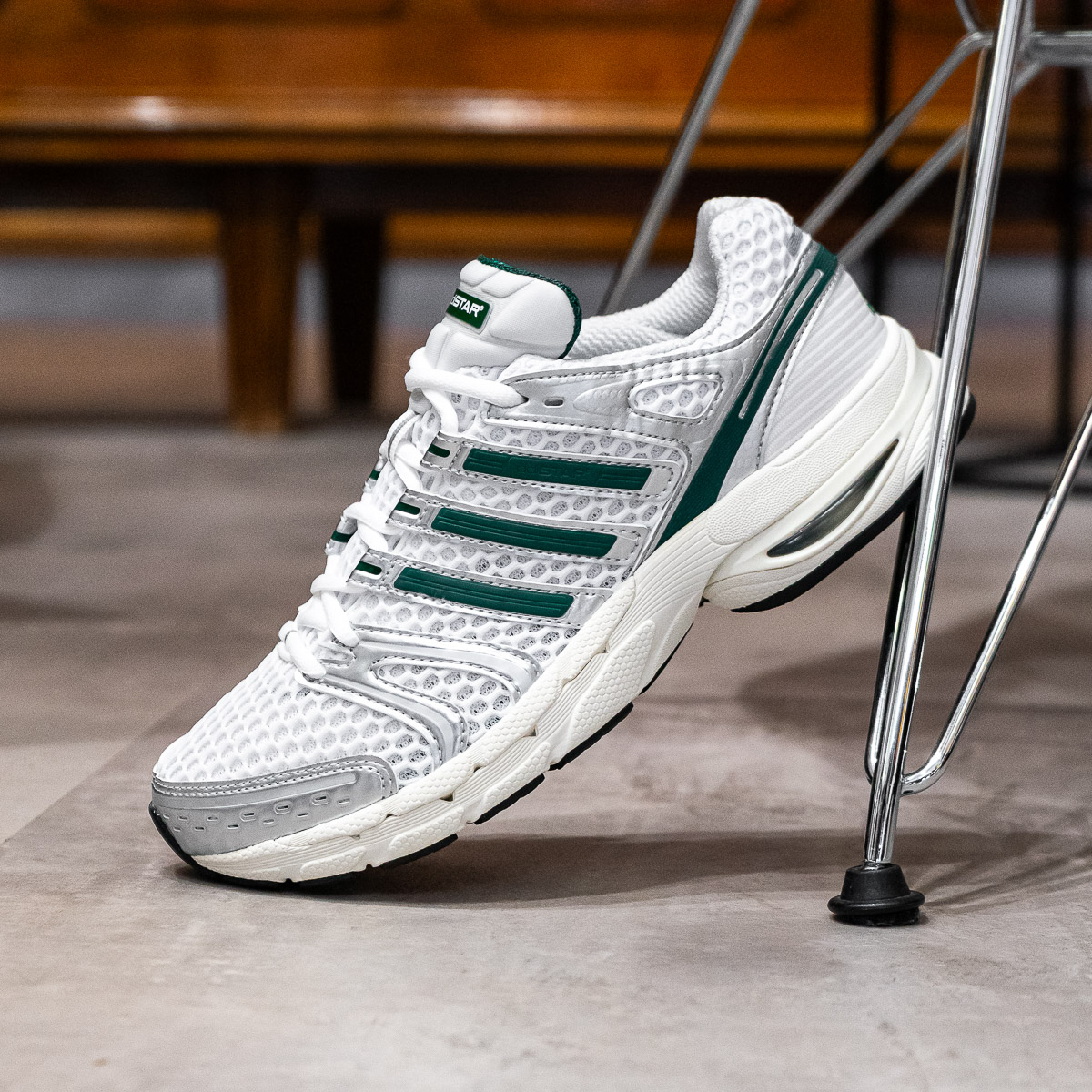 Adistar Control 5 - White Green