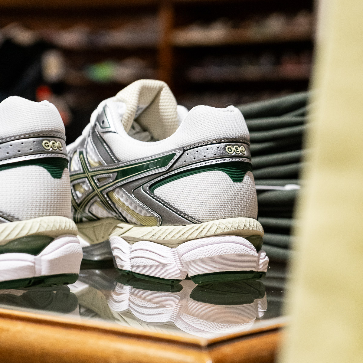 GEL-Cumulus 16 - White Green