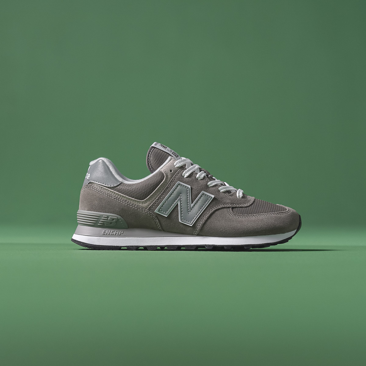 574 Classic - Grey