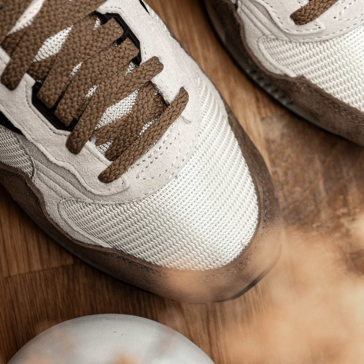 Shadow 5000 - Brown