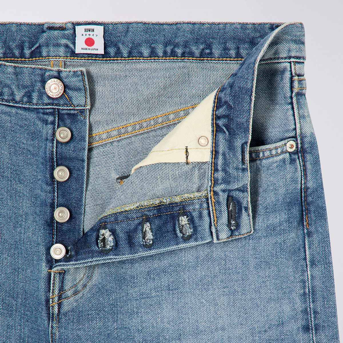 Loose Tapered - Made In Japan - Yoshiko Left Hand Denim 12,6oz - Blue Light Used