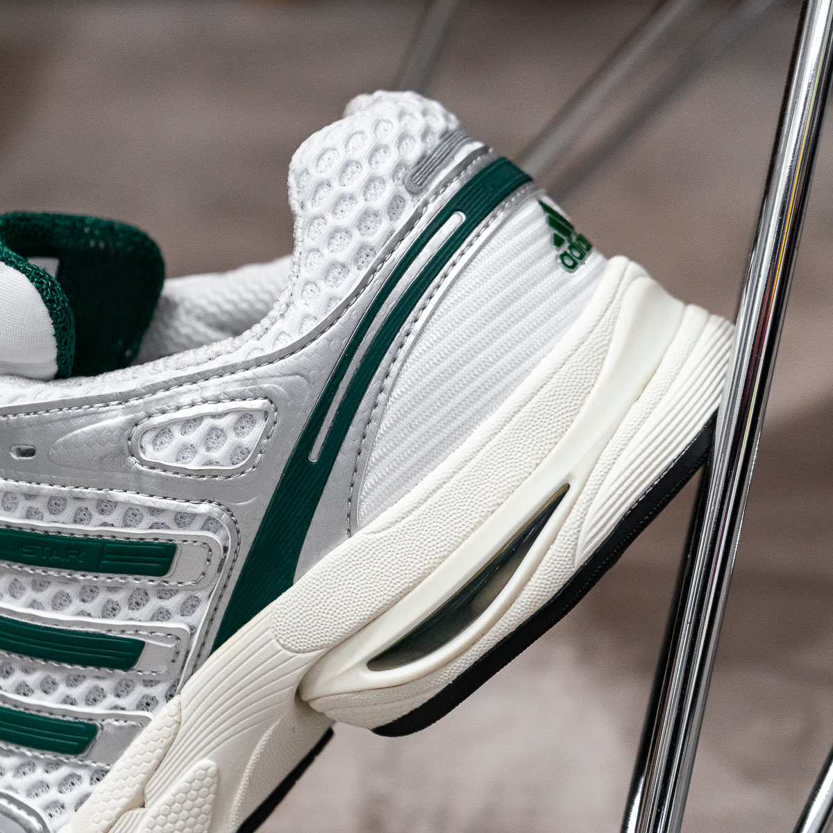Adistar Control 5 - White Green