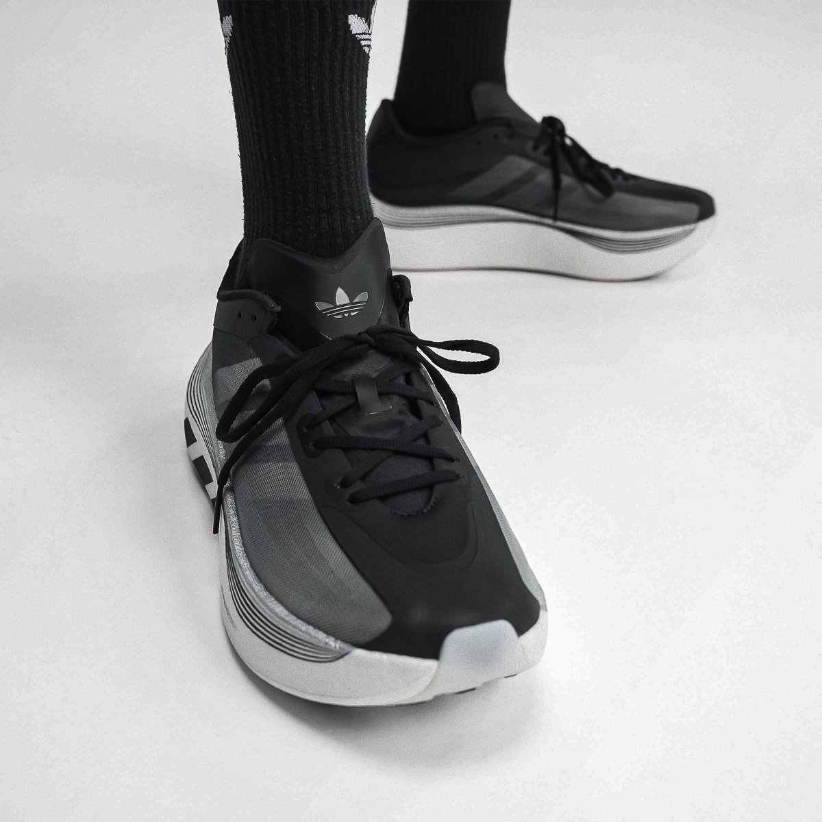Hyperboost Euphoria - Black White