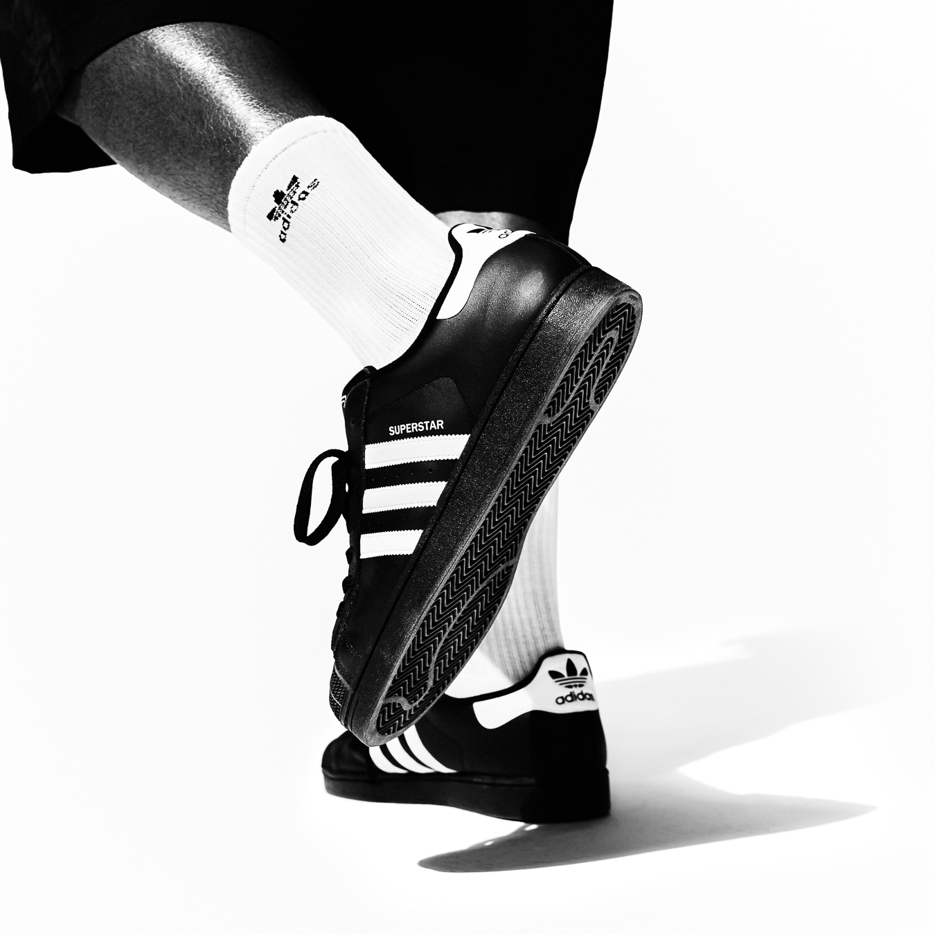 Superstar 2 - Black