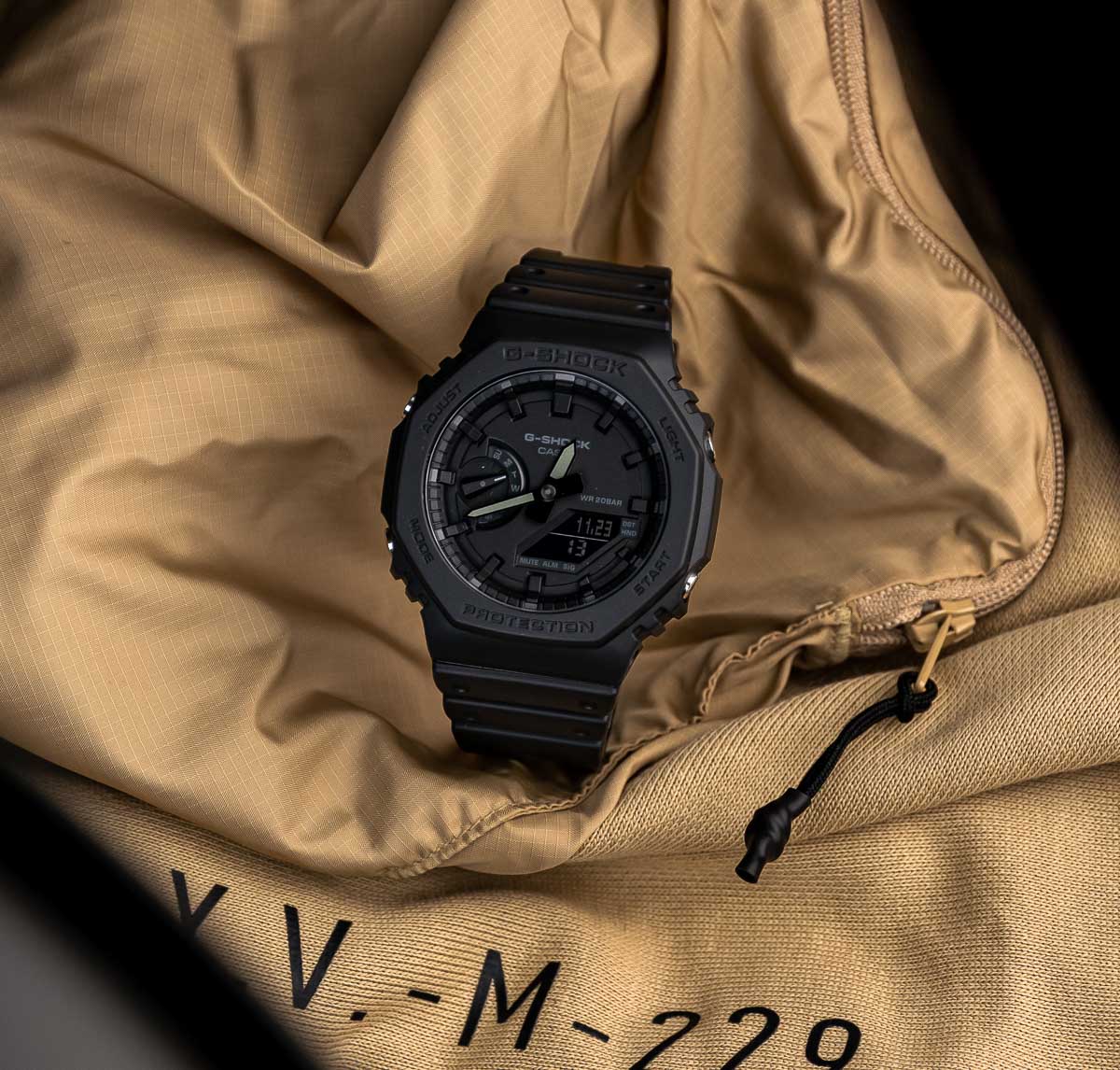G-Shock GA-2100-1A1ER - Black mood