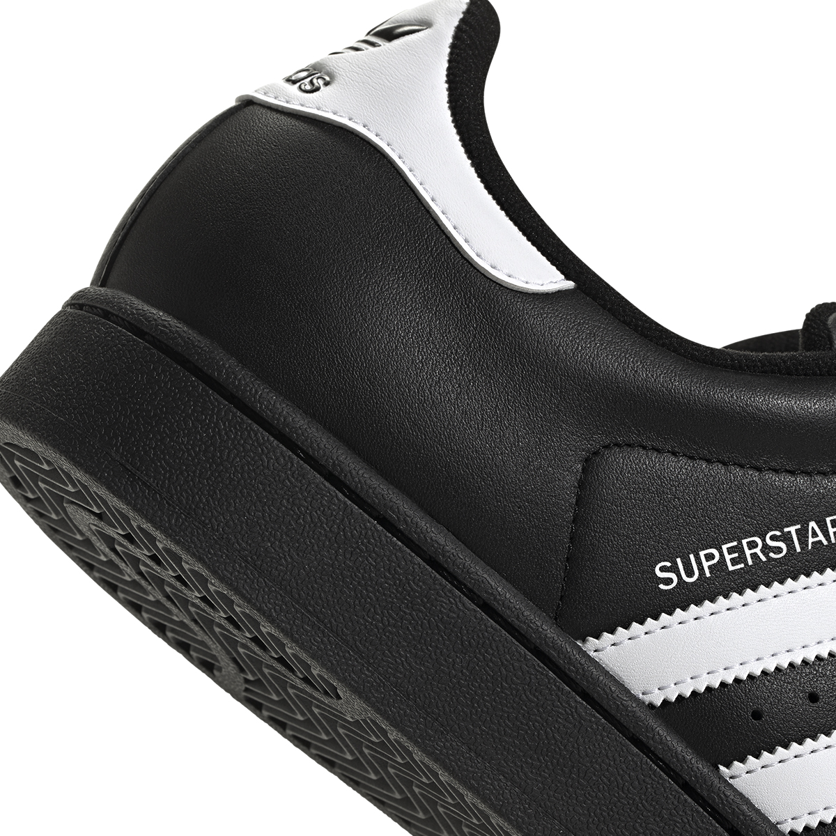 Superstar 2 - Black