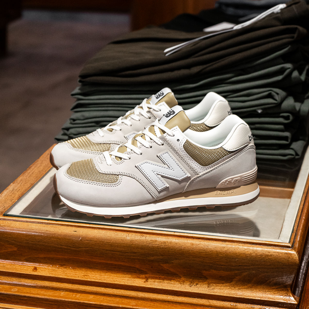 574 - Premium - Beige
