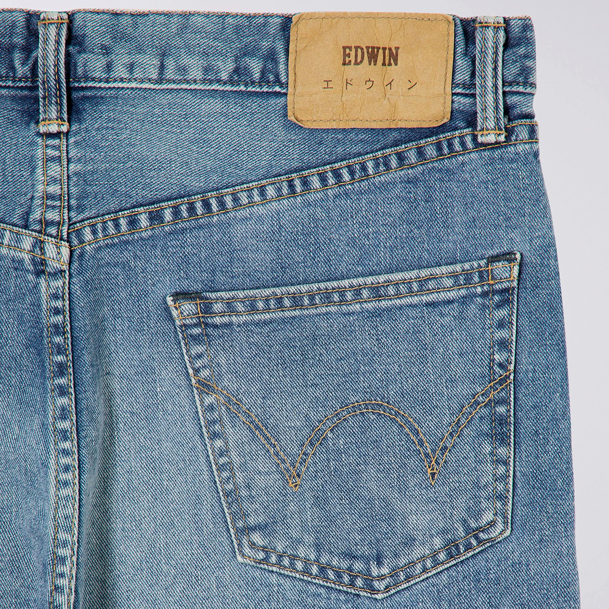 Loose Tapered - Made In Japan - Yoshiko Left Hand Denim 12,6oz - Blue Light Used