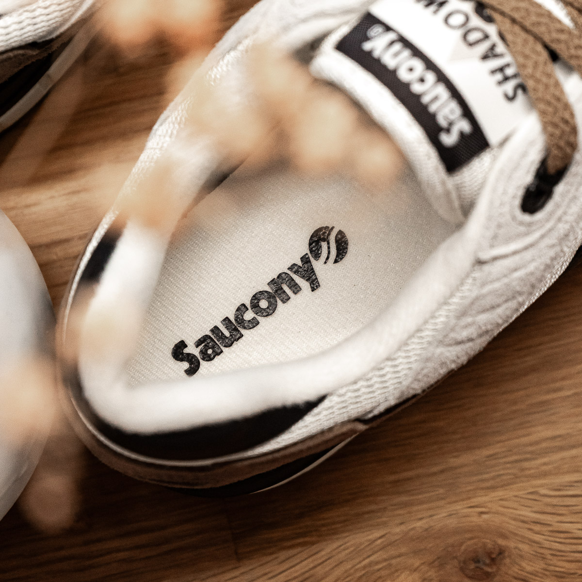 Shadow 5000 - Brown