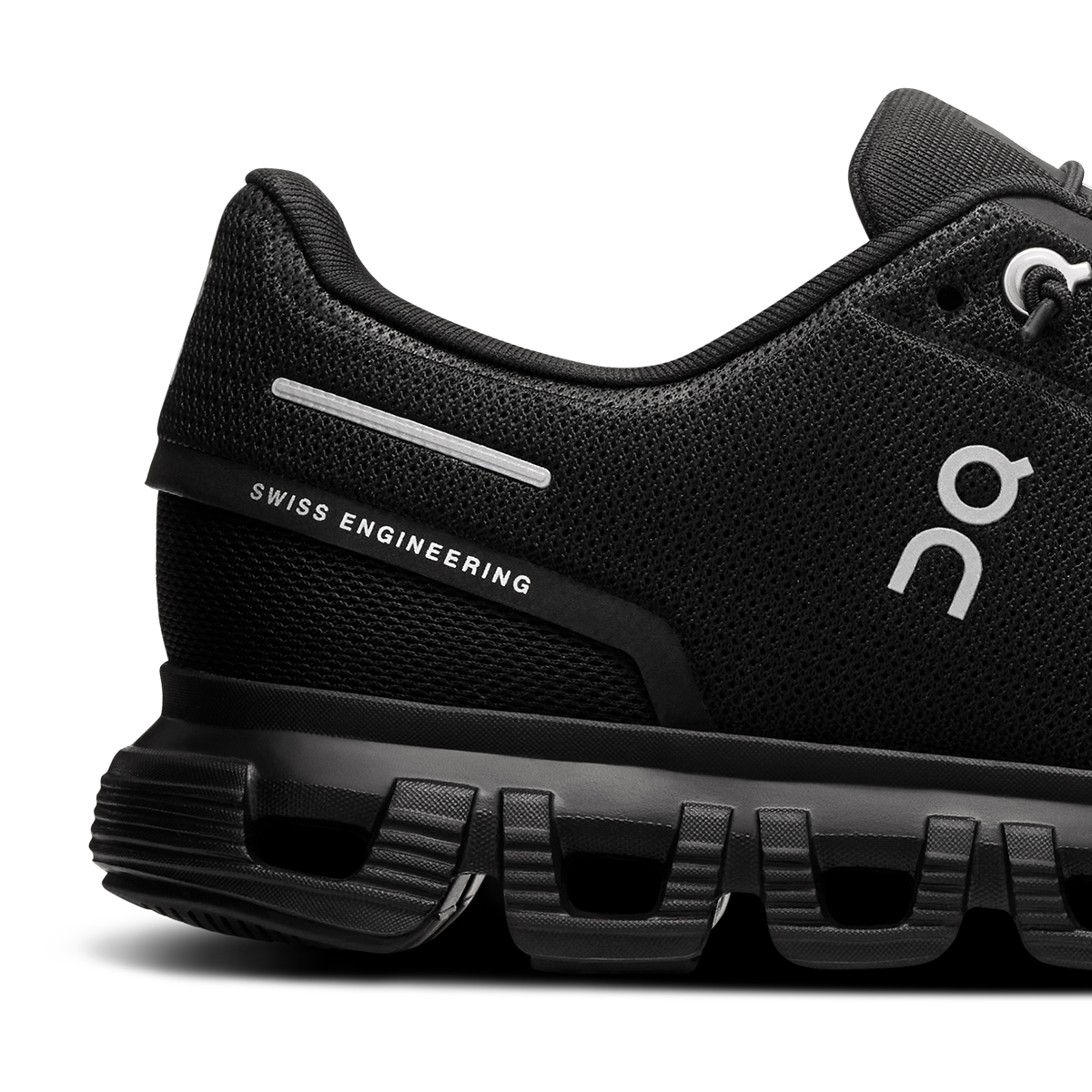 Cloud 6 W - Black