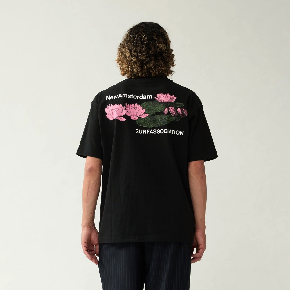 Lilies T-Shirt - Black