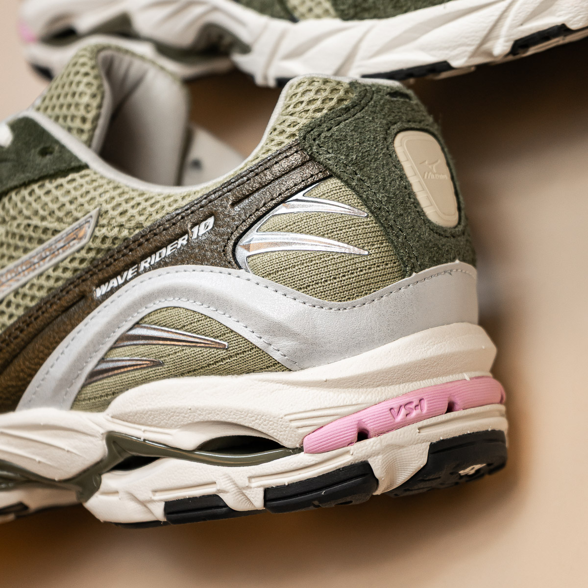 Wave Rider 10 Premium - Green