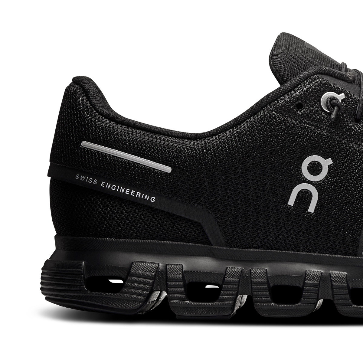 Cloud 6 M - Black