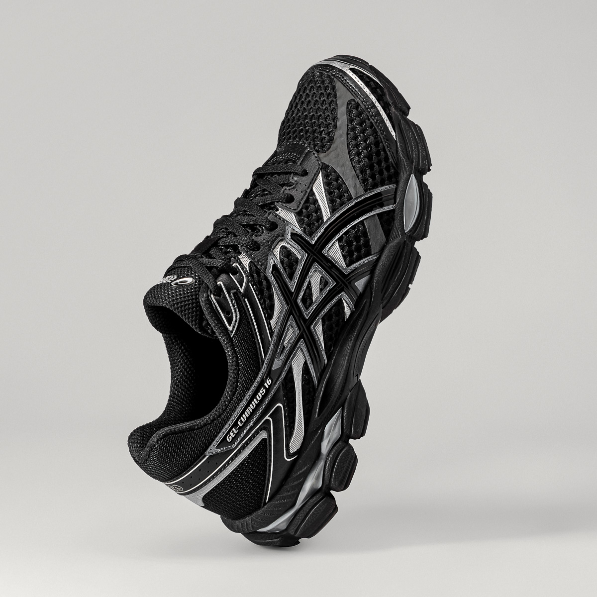 GEL-Cumulus 16 - Black