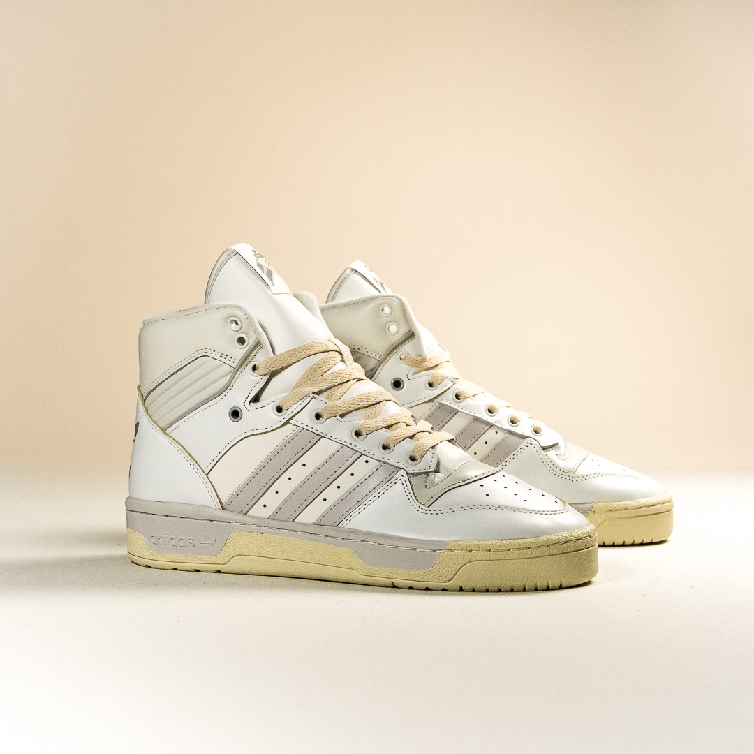 Rivalry - Chalk White Grey