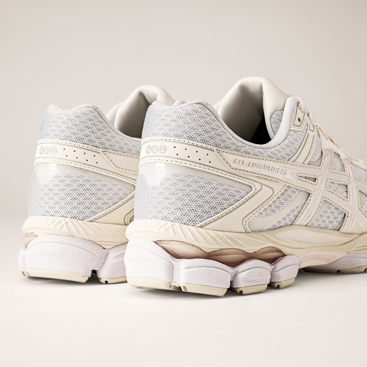GEL-Cumulus 16 - White Cream