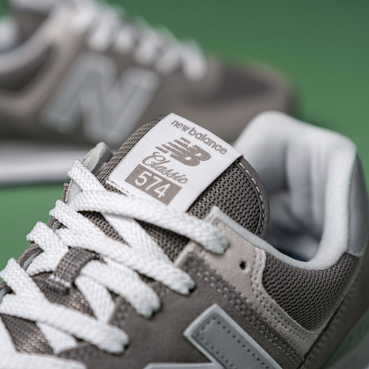 574 Classic - Grey