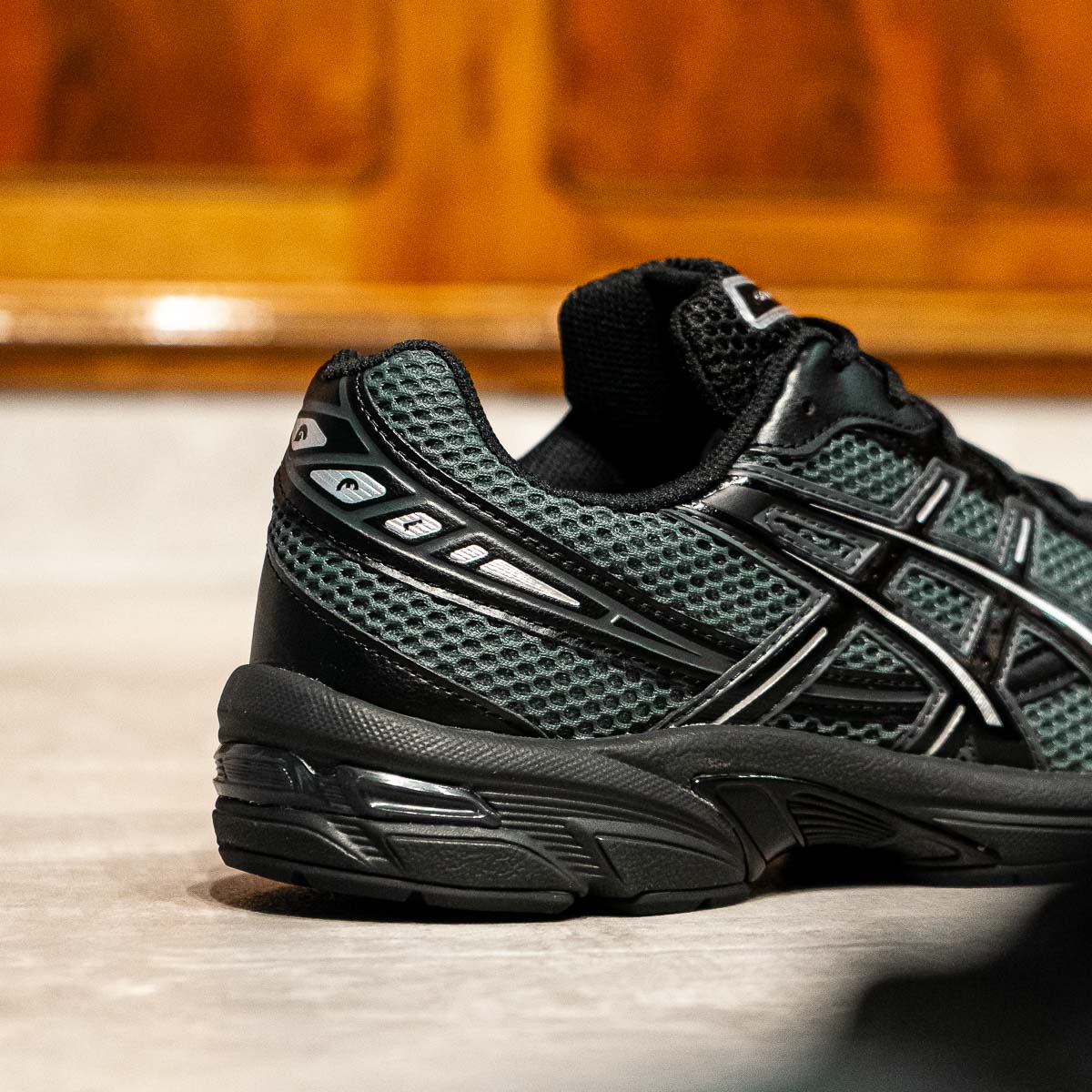 GEL-1130 - Black