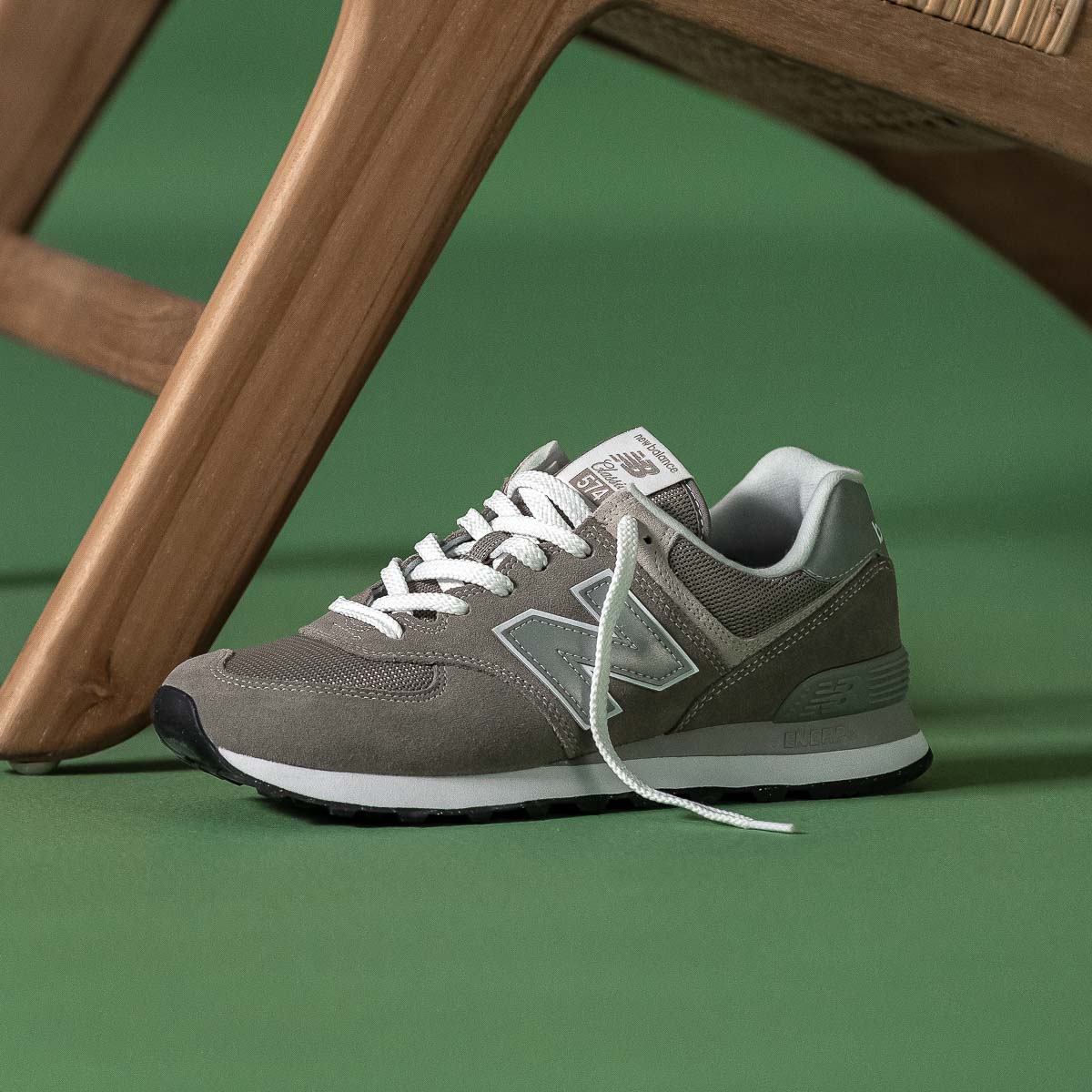 574 Classic - Grey
